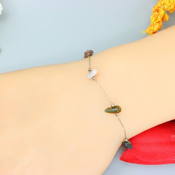 "Elegant & Trendy Bracelet, A Perfect Gift for Women, Thoughtful, EVCH1023 - Picture 2 of 8